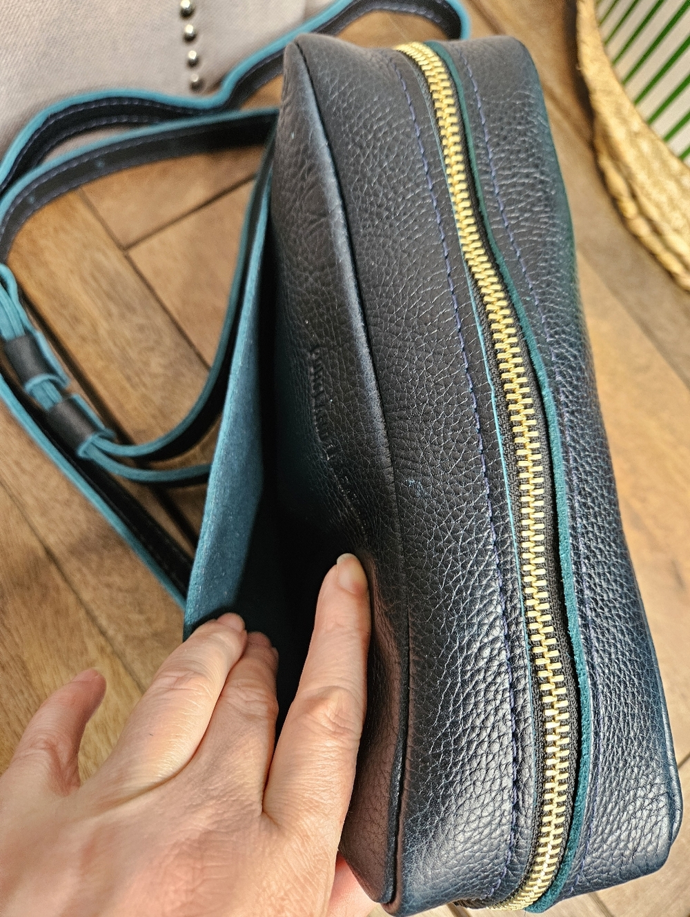 Portland Leather Goods Large Camera Bag Boreal Blue Green - Picture 4 of 16